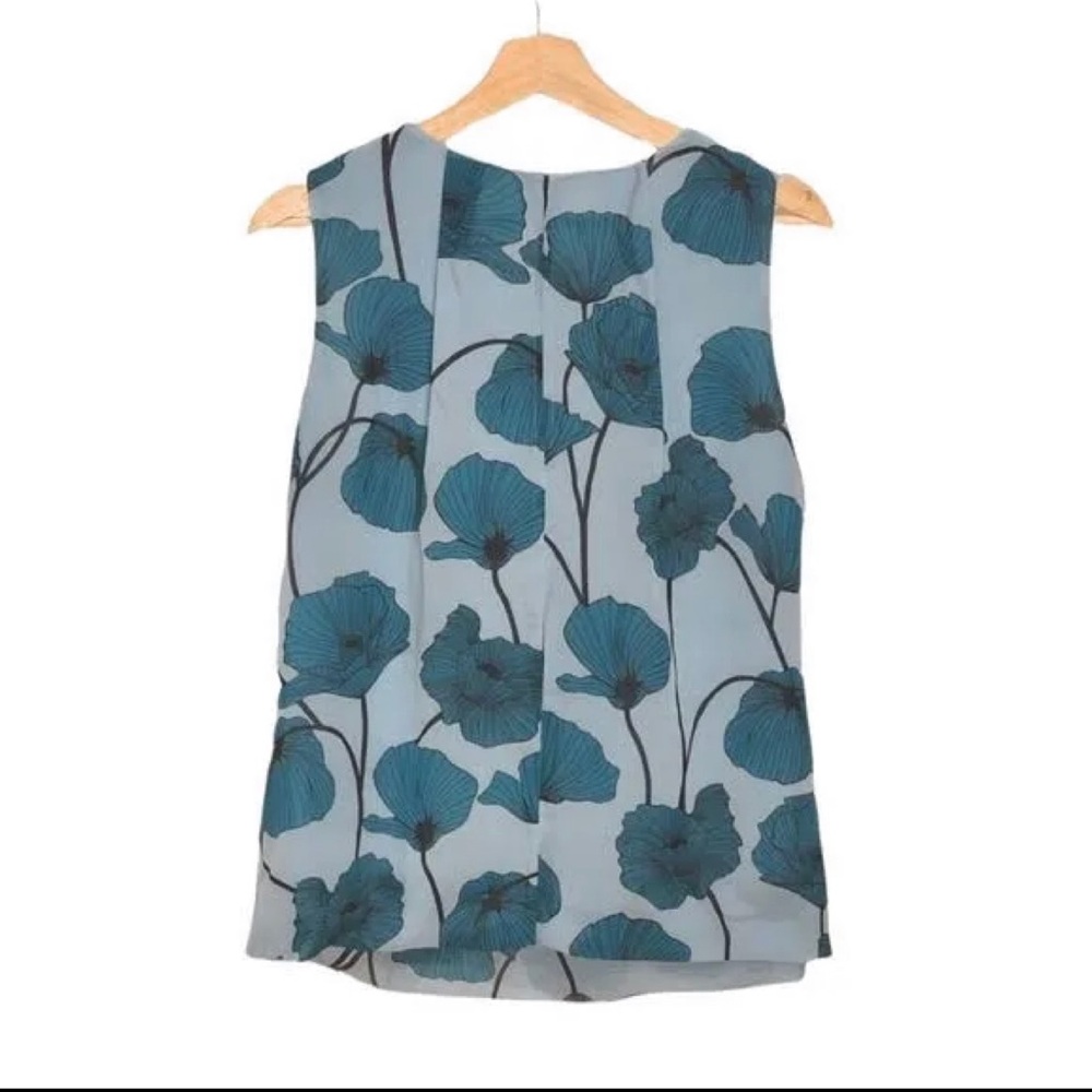 Cabi Tops | Cabi Poppy Floral Sleeveless Shell